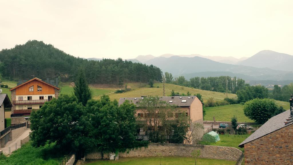 Aparthotel Bellver Bellver De Cerdanya Rom bilde