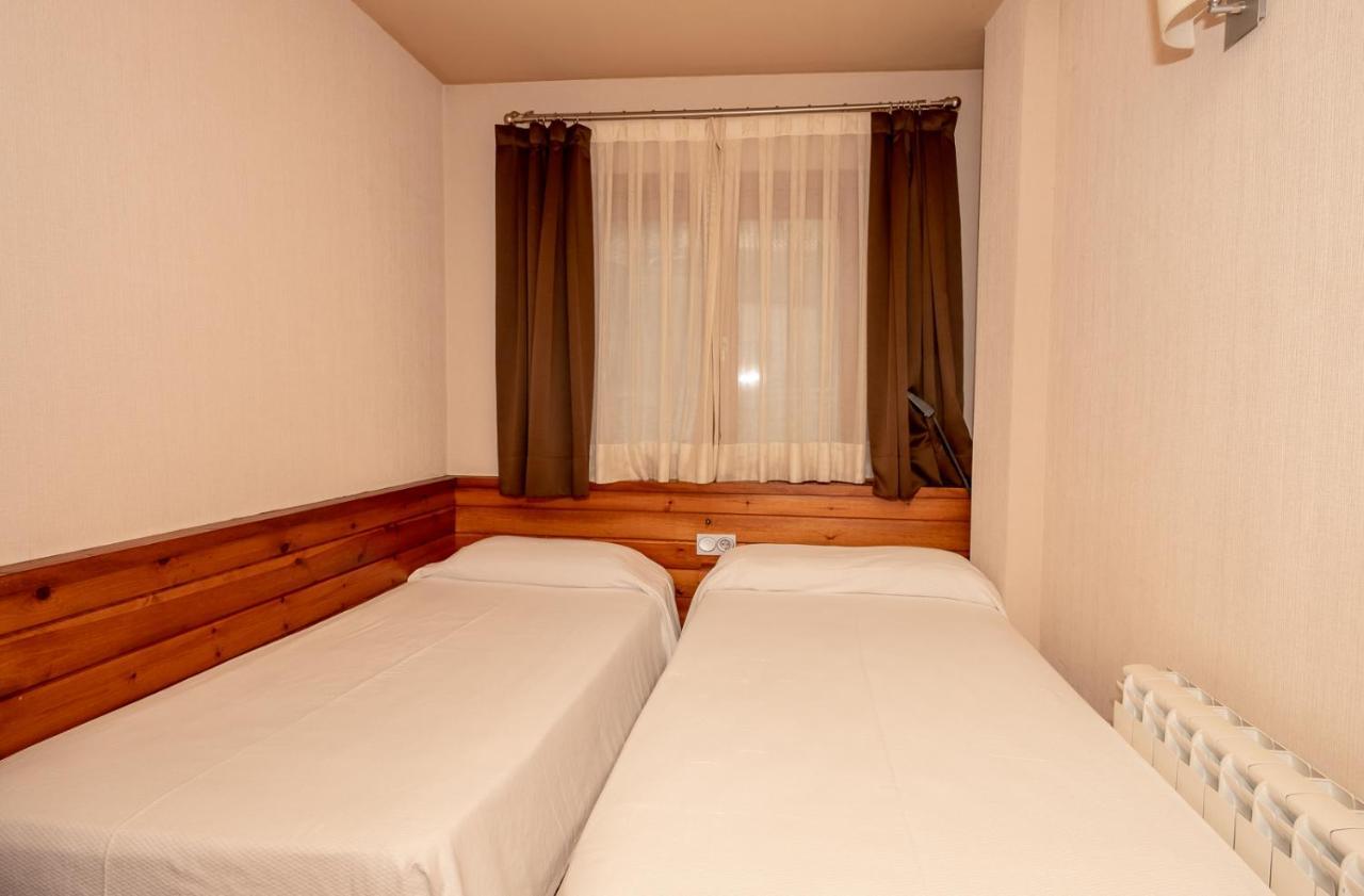 Aparthotel Bellver Bellver De Cerdanya Eksteriør bilde
